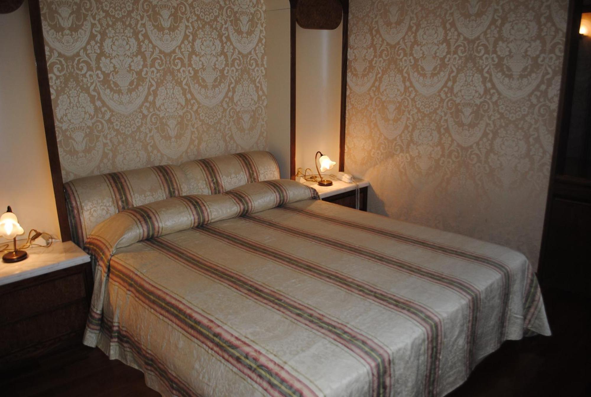 Hotel Locanda San Giacomo Agliano Terme Quarto foto